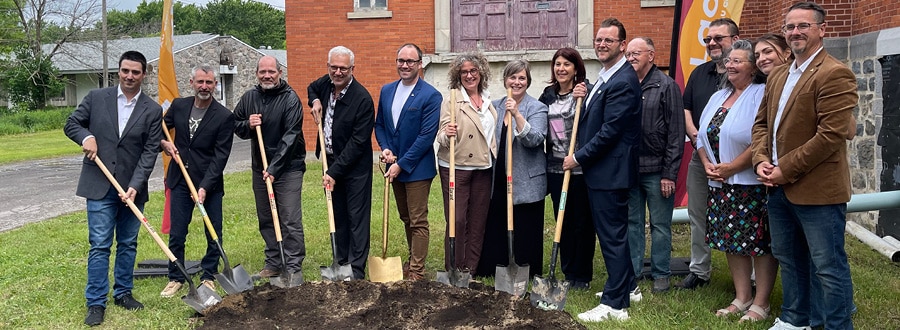 peltée-de-terre-nouvelle-bibliothèque-ville-de-Lachute